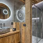 Akchalet Akon * Ливиньо